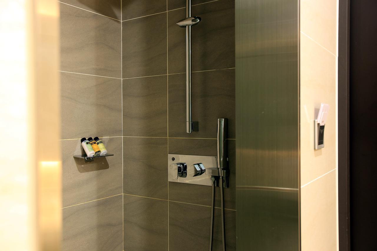 Suwon Top Cloud Hotel Екстер'єр фото