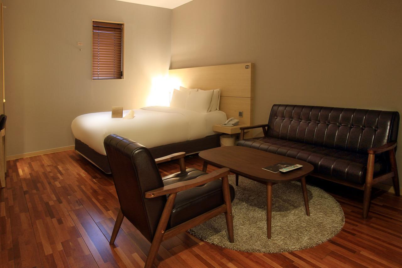 Suwon Top Cloud Hotel Екстер'єр фото