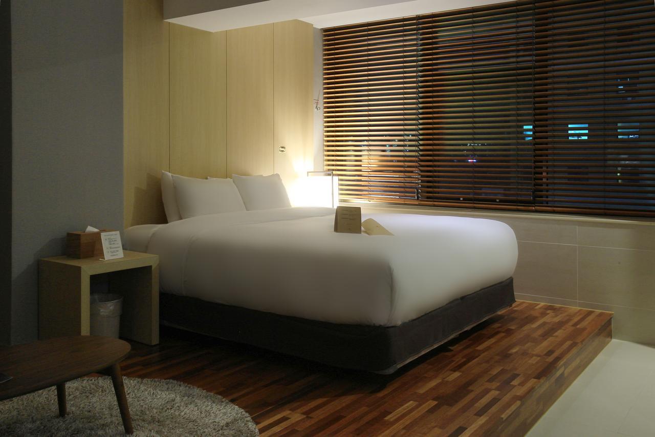 Suwon Top Cloud Hotel Екстер'єр фото
