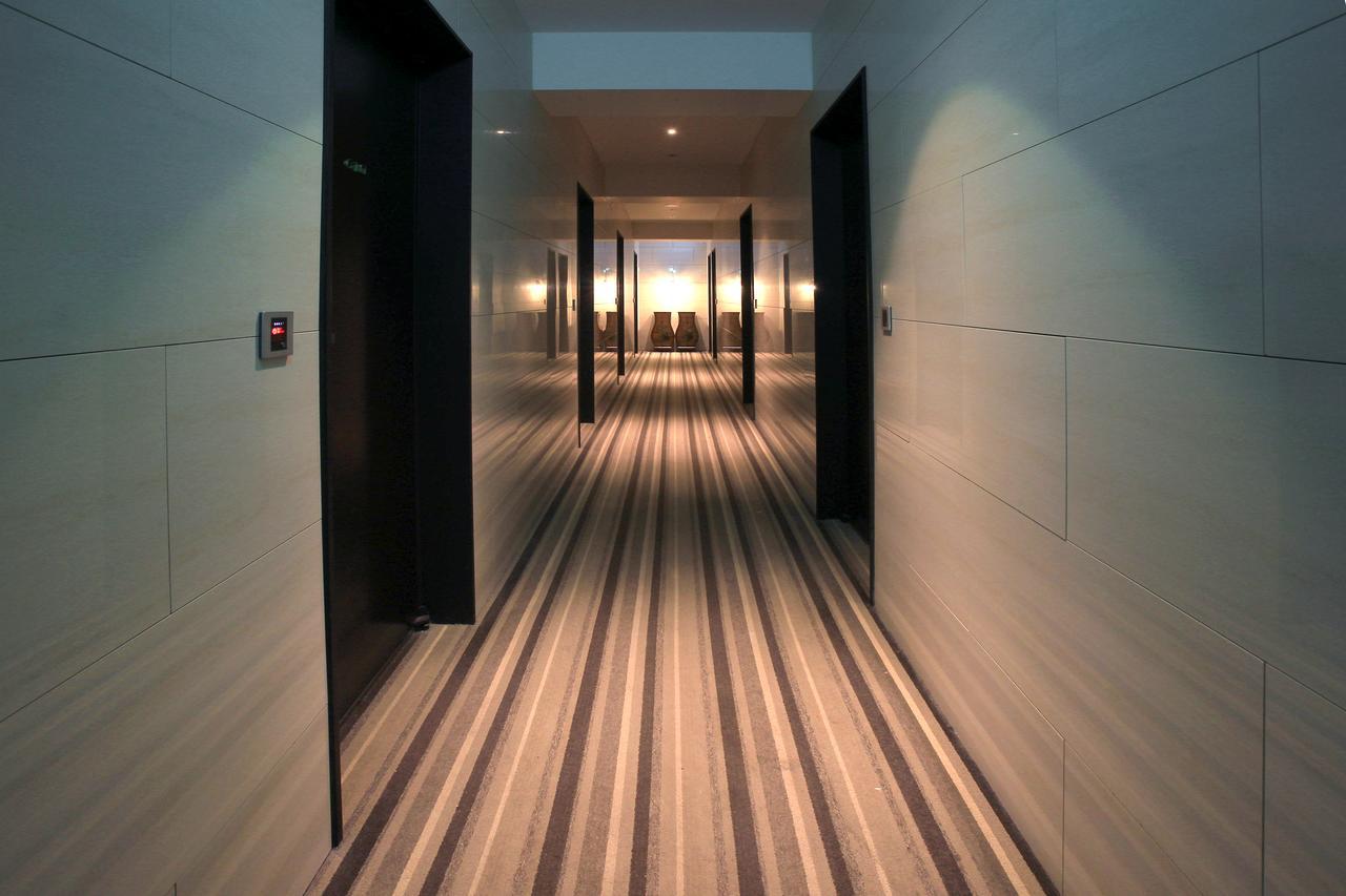 Suwon Top Cloud Hotel Екстер'єр фото
