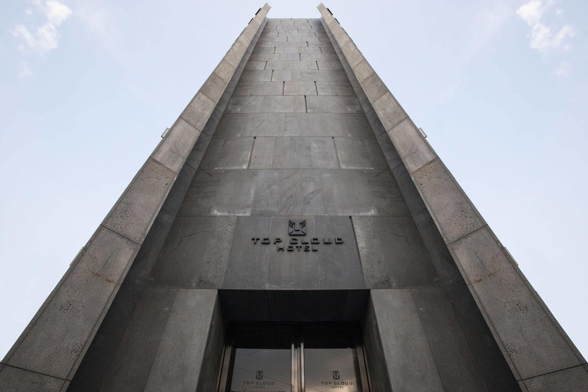 Suwon Top Cloud Hotel Екстер'єр фото
